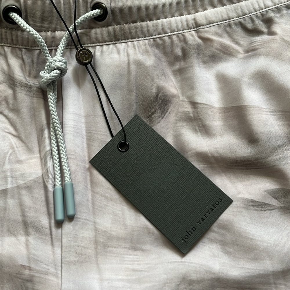 John Varvatos Men's Cream Swim Shorts - Picture 3 of 5
